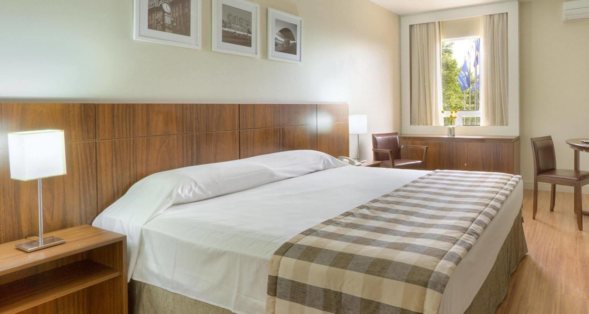 Hotel Cassino Tower Curitiba Aeroporto By Nacional Inn São José dos Pinhais Eksteriør bilde
